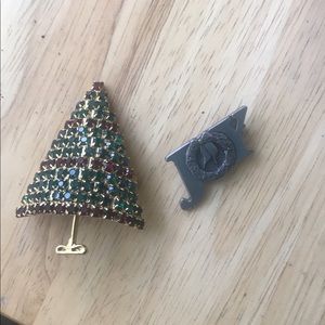 Christmas Brooches 🎄 / 2 for $18